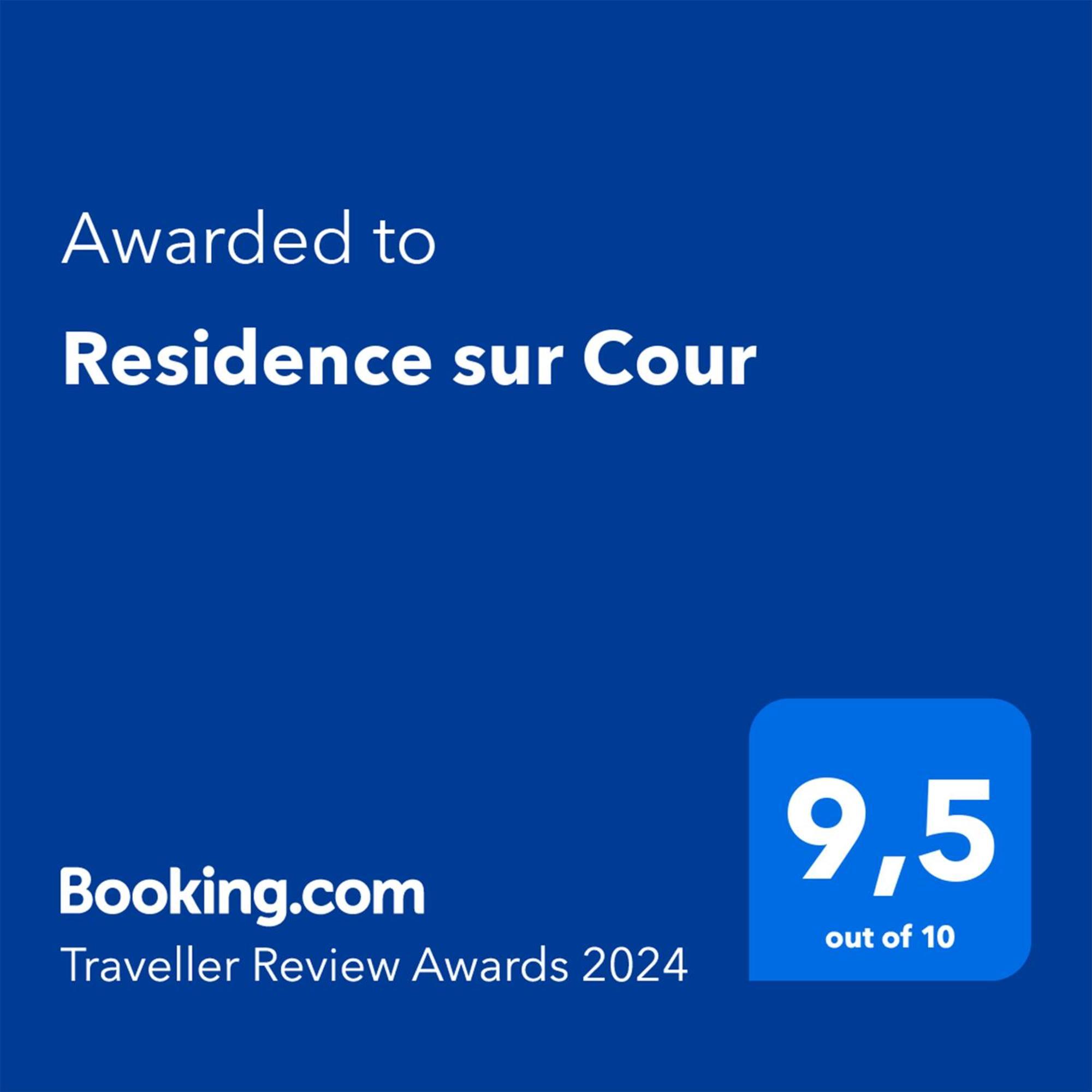 Sur Cour Apartment *